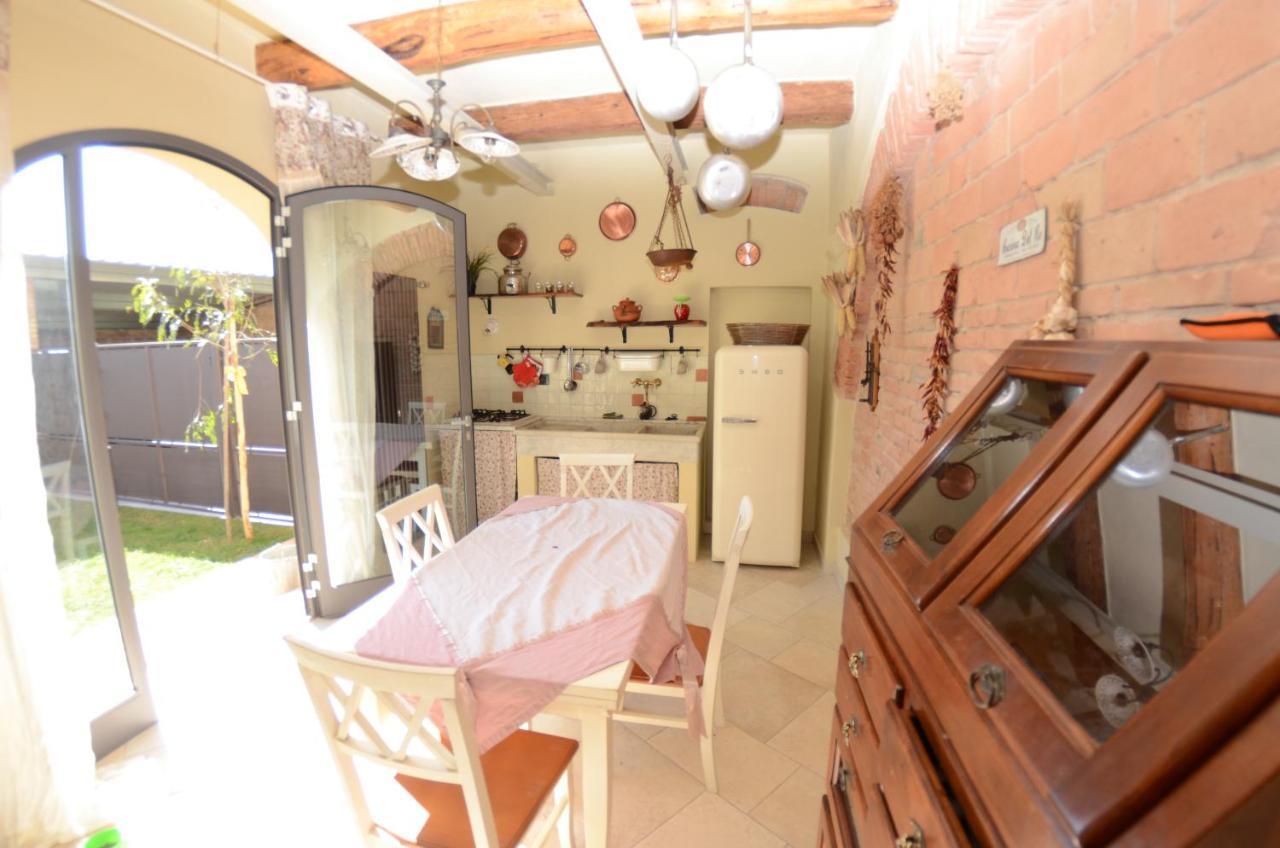 Al Colle Di Lari Villa Ngoại thất bức ảnh