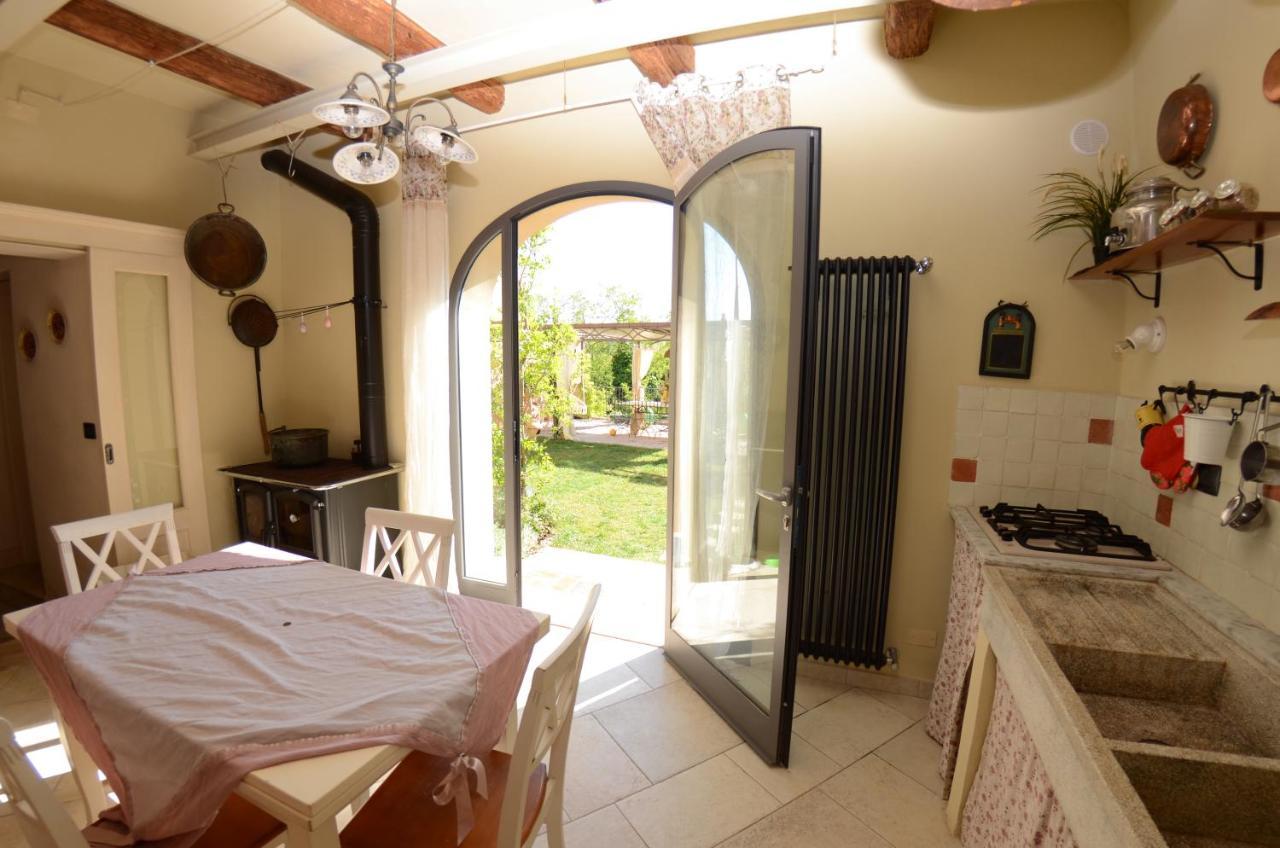 Al Colle Di Lari Villa Ngoại thất bức ảnh